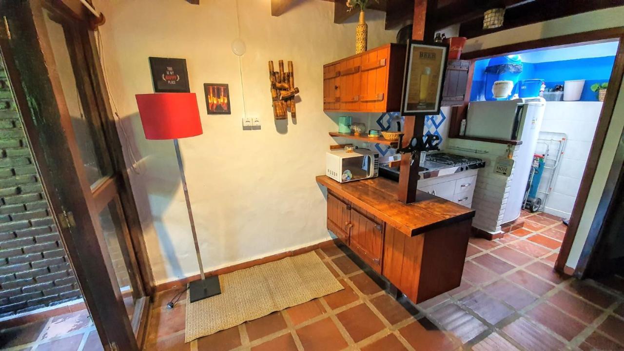 Chale Rustico E Charmoso Na Praia Para Casal! Apartman Ubatuba Kültér fotó