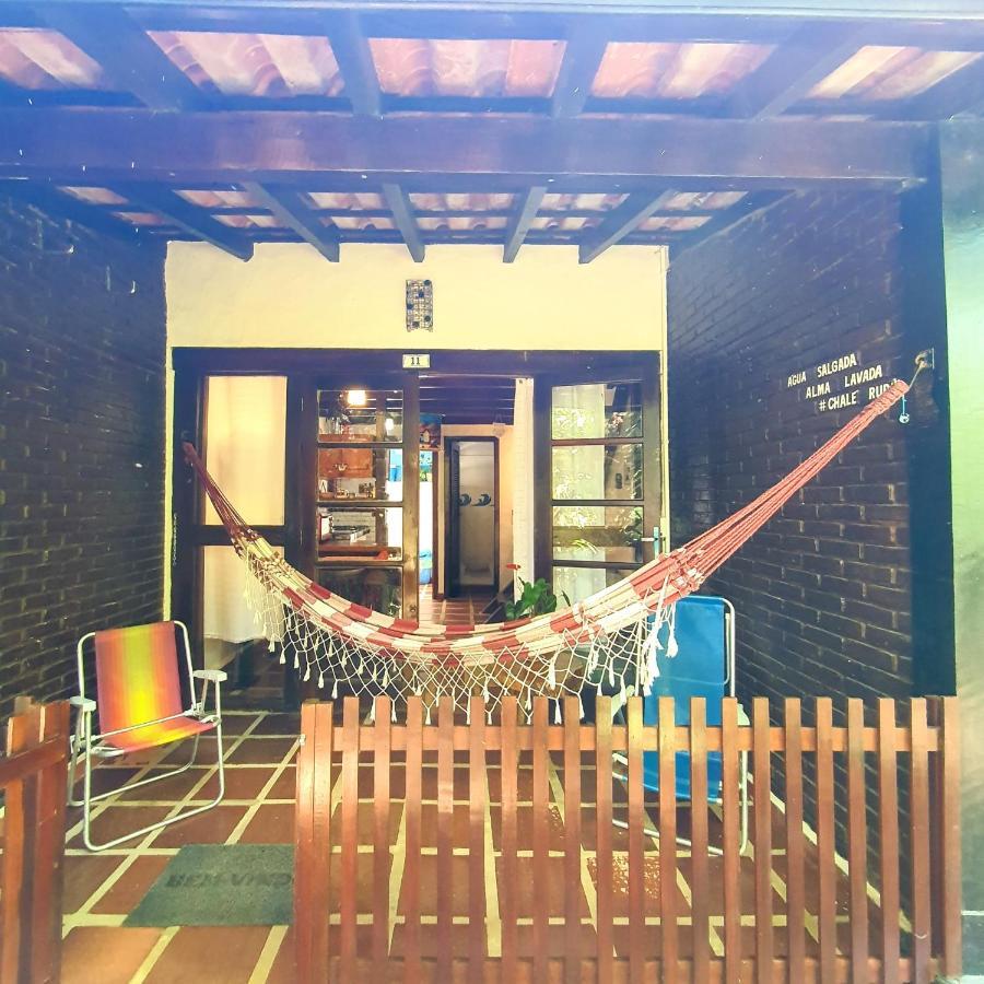 Chale Rustico E Charmoso Na Praia Para Casal! Apartman Ubatuba Kültér fotó